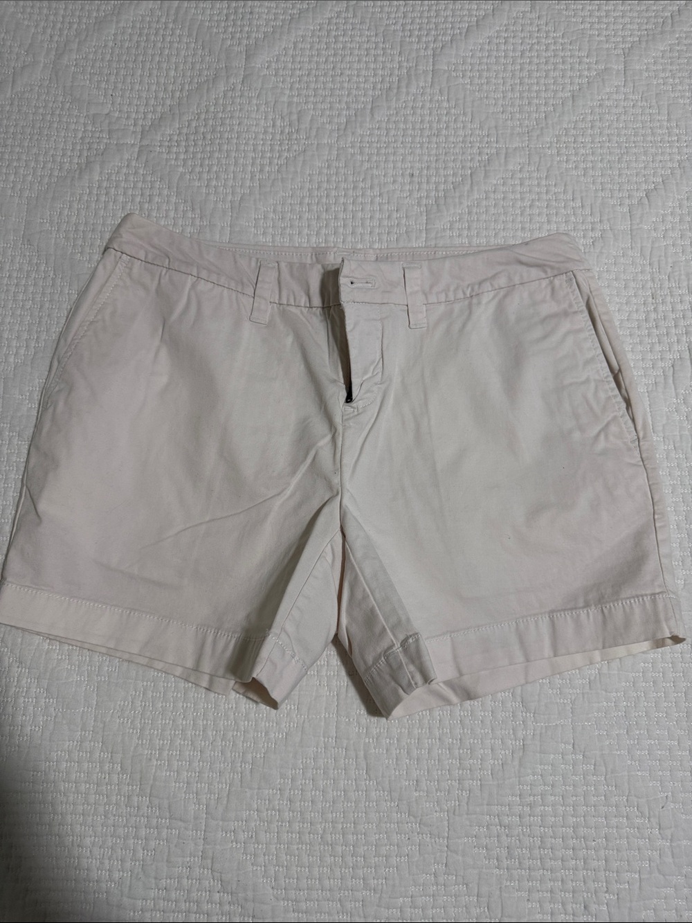 Faded Glory Chino Shorts in Light Cream